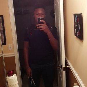 Meet your Posher, Denis